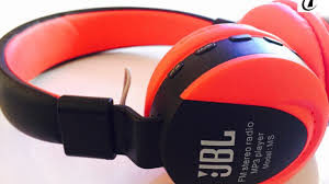 BL Headphone MS771 with Bluetooth, MP3 player, continually work on a single charge! Stylish, lightweight, comfortable, they fit for sports or just hanging out all kinds! This model is presented with maximum functionality, as always with high quality sound at an affordable price. Headphones have gained everything at once: Bluetooth – already an indispensable feature of modern gadgets, MP3 player , AUX – a standard 3.5 mm jack for a wired connection. The company introduced the technology in headphones suppress external noise, so you no longer make the turn down the sound or change the melody. You will be alone with your favorite performer.Enjoy your music. You can easily listen to your favorite music . Built-in stereo, offering a large selection of programs. These stereo headphones have an excellent sound effect. High-quality dynamic stereo effect of high and low frequencies.
